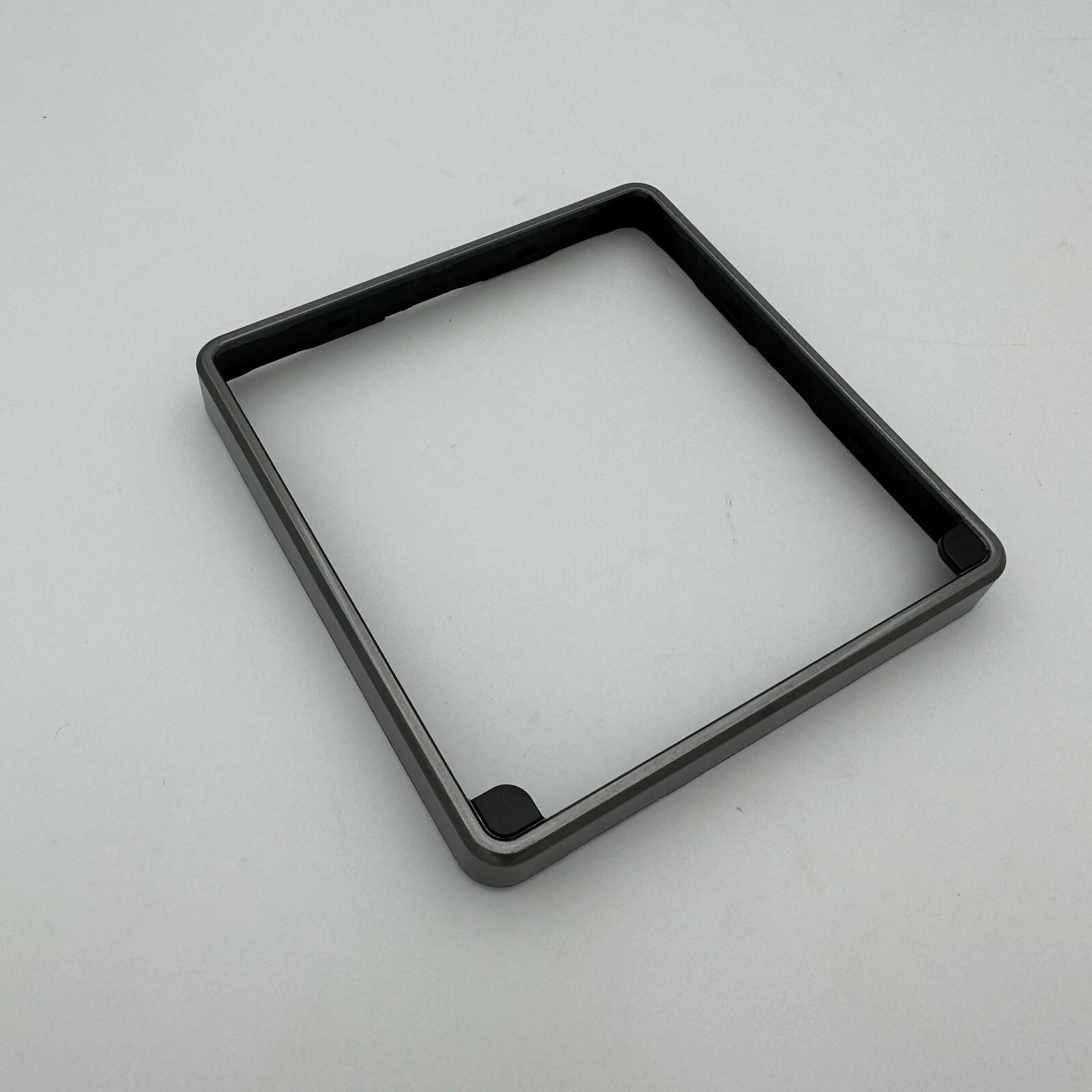Raymarine A80354; GUNMETAL BEZEL FOR I70S