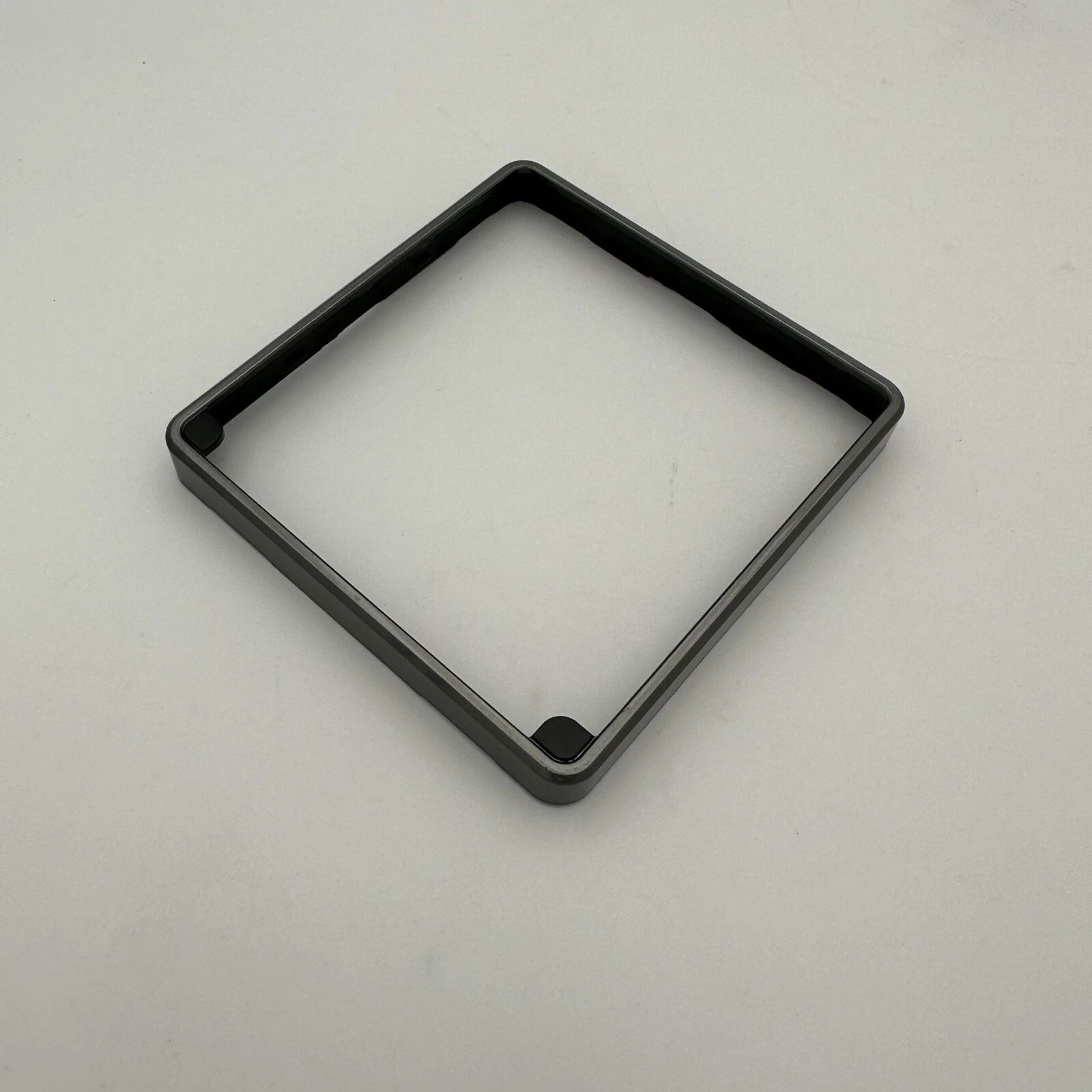 Raymarine A80354; GUNMETAL BEZEL FOR I70S